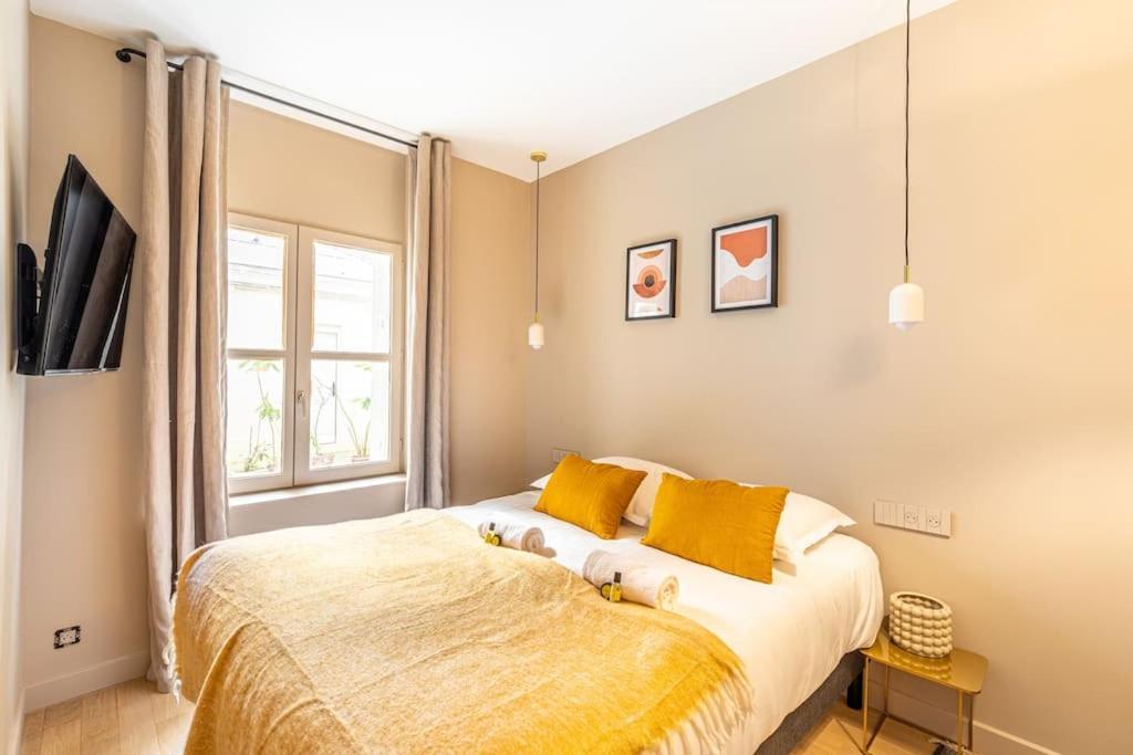 Lovely Home In The Heart Of Paris Exterior photo